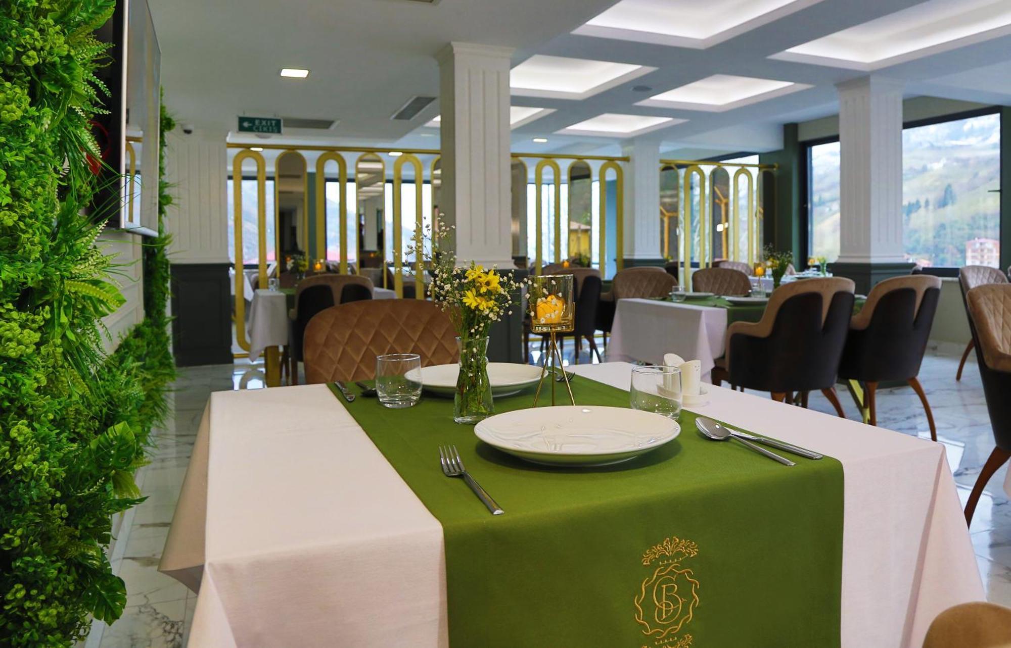 Bayrak Grand Hotel Трабзон Экстерьер фото
